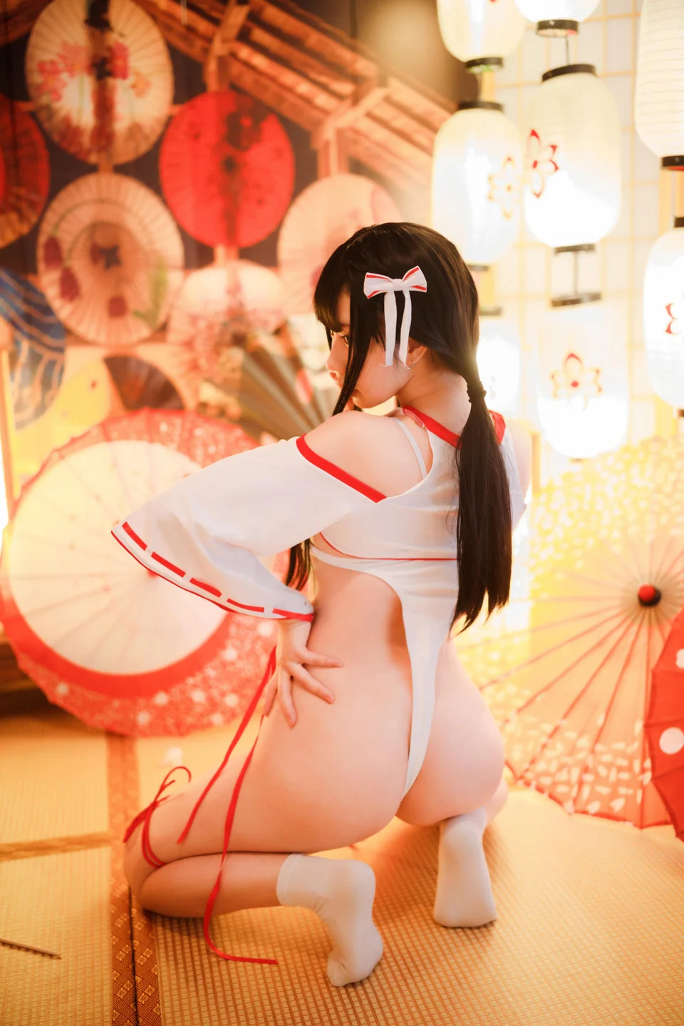 十万珍吱伏特 - &胡桃猫 巫 [121P-1.96GB] tg@simisebaisi 【丝足阁】026.webp